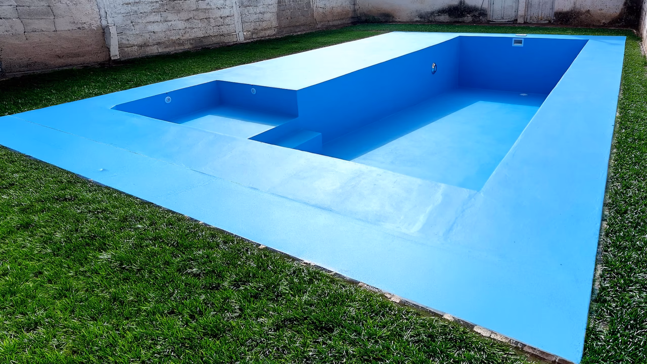 Pérdida de agua en la piscina: cómo detectarla y repararla